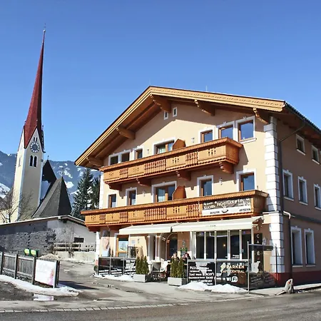 In Near Lift Hochzillertal, Cleaning Included Appartement Uderns