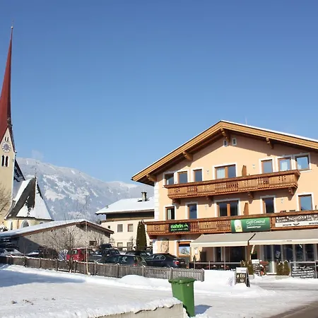 In Near Lift Hochzillertal, Cleaning Included Apartment *